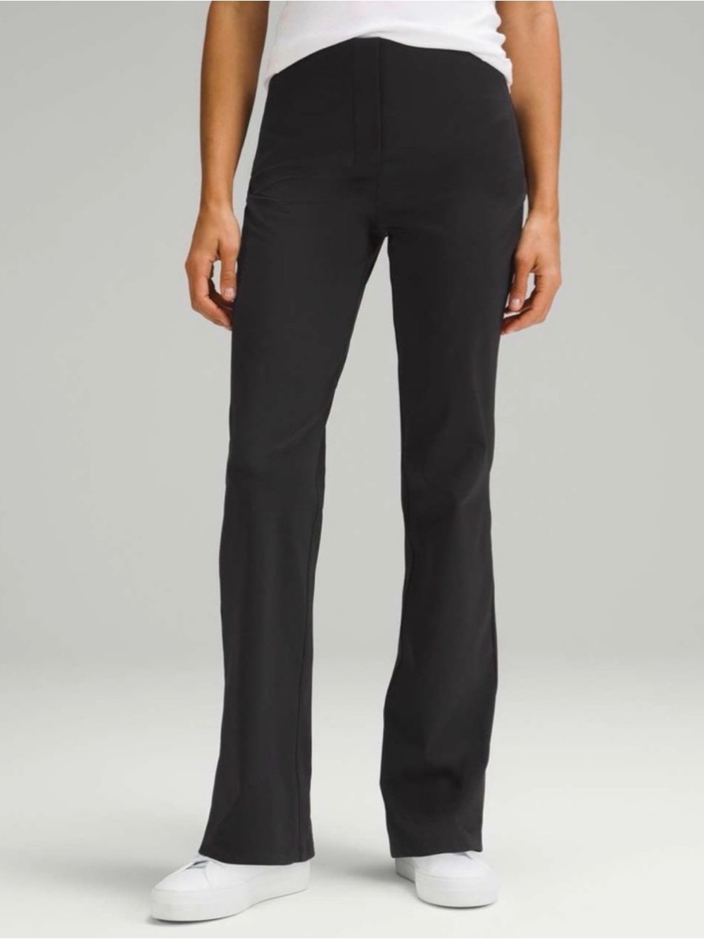 NWT Lululemon Smooth Fit Pull-On High-Rise Pants in Black
